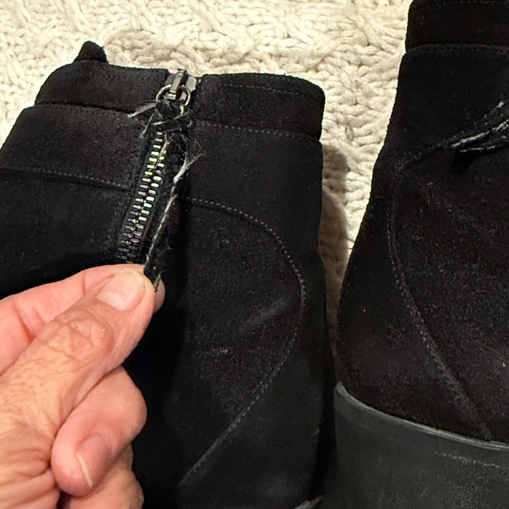 MUI MUI Black Womens Leather Motorcycle Ankle Boots size 7 Suede - Picture 4 of 11
